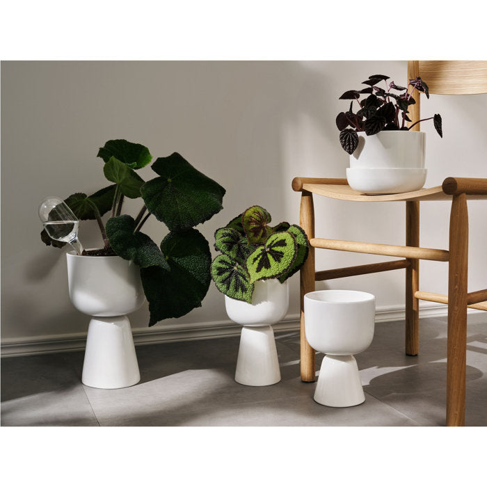 9" H x 6" W x 6" D Iittala Nappula Porcelain Urn Planter