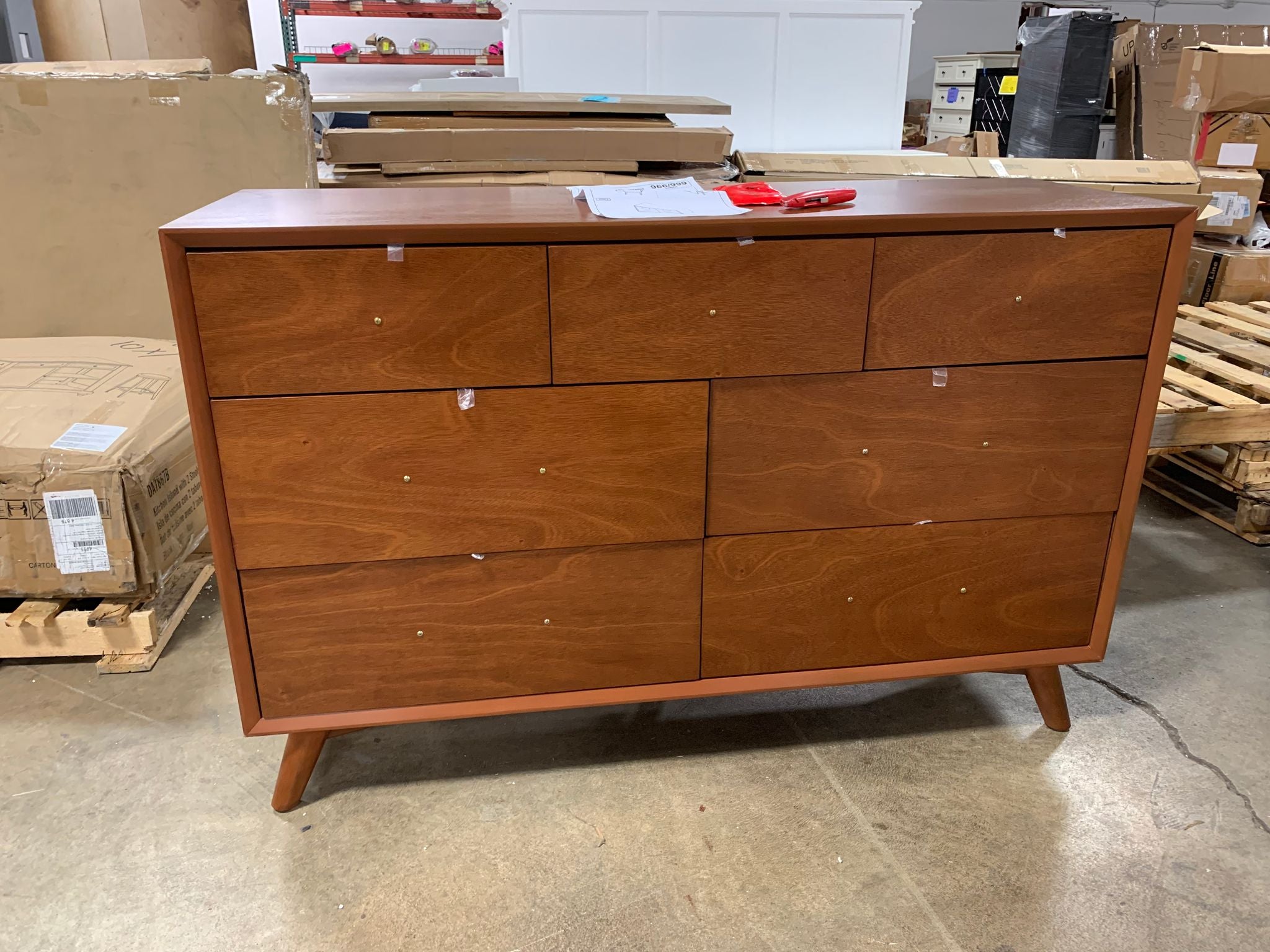 Parocela 7 Drawer Standard Dresser/Chest CYB875