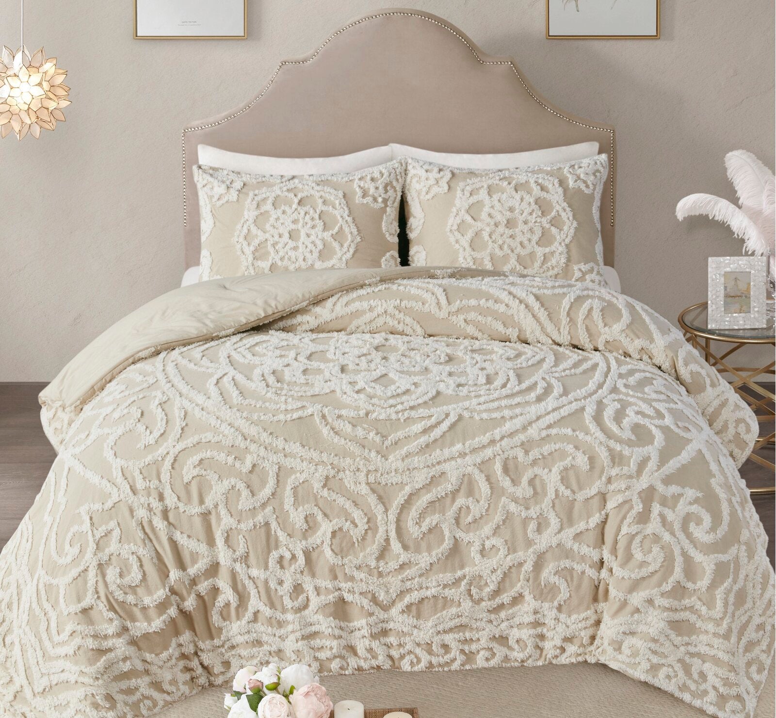 King Ivory Jesup Comforter Set SC606