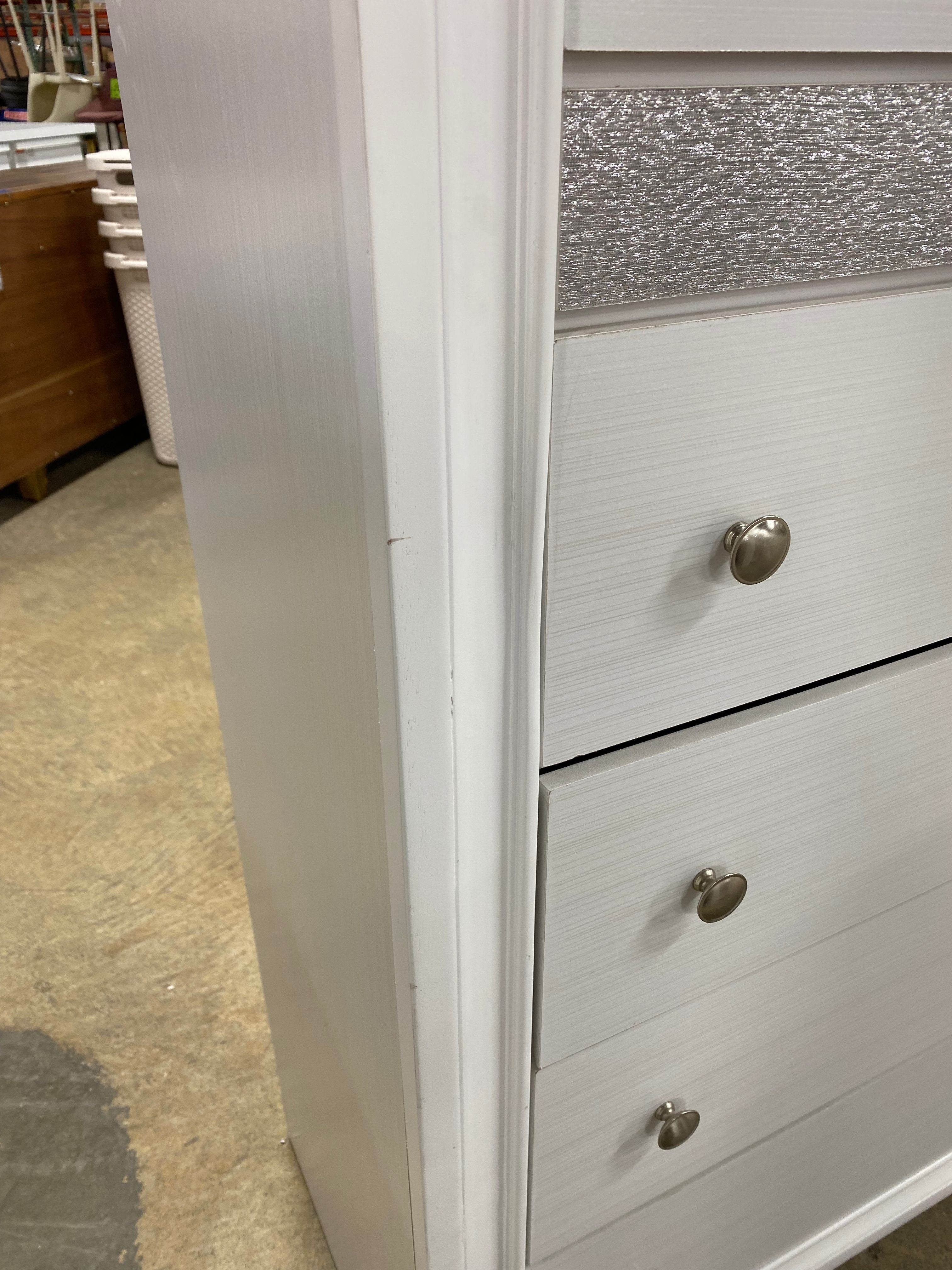 White Olney 6 Drawer 34'' W Chest KBO324