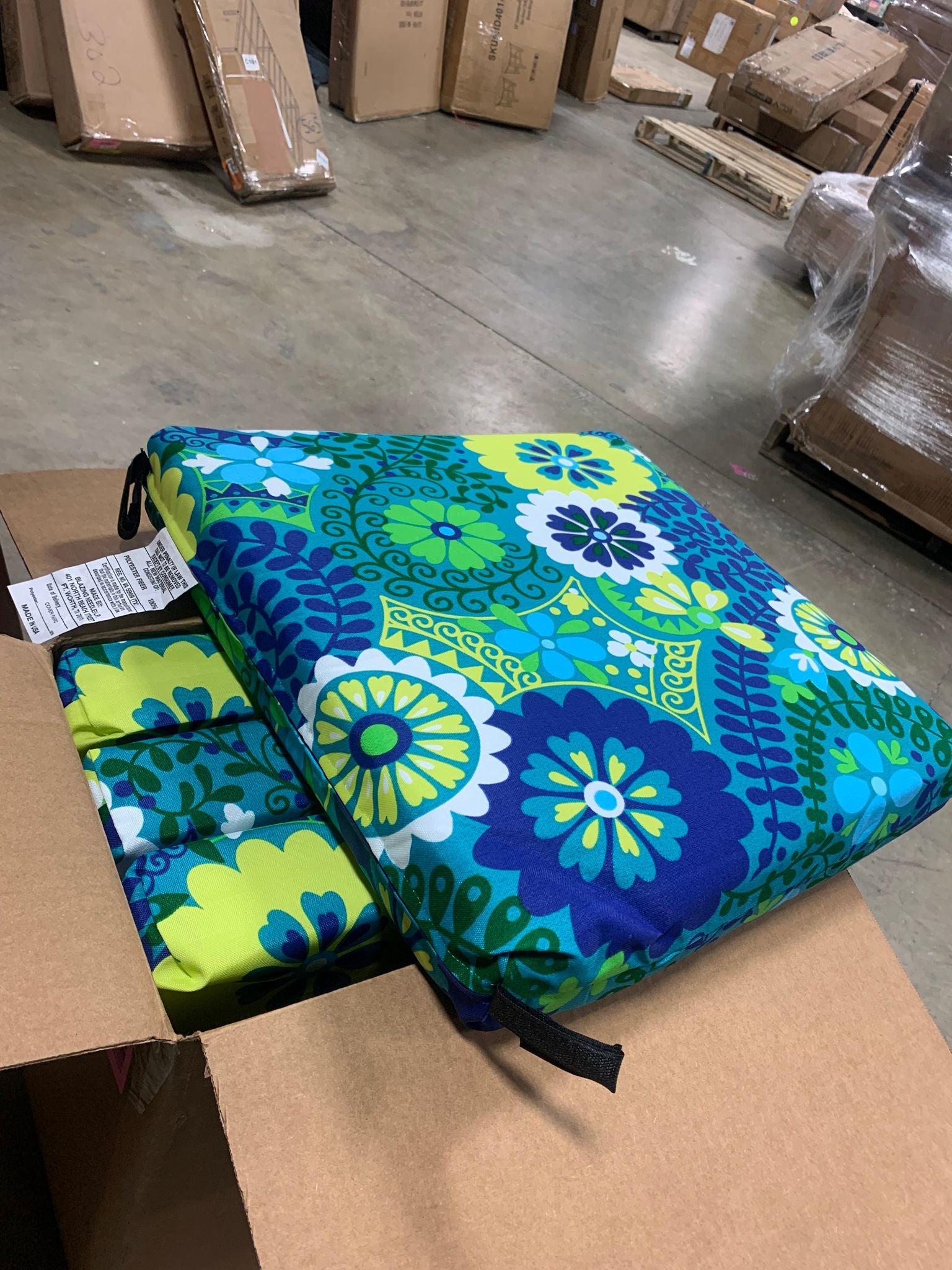 Blazing Needles Indoor/Outdoor Chair Cushions (Set of 4) - 20"x19" - Sandstone