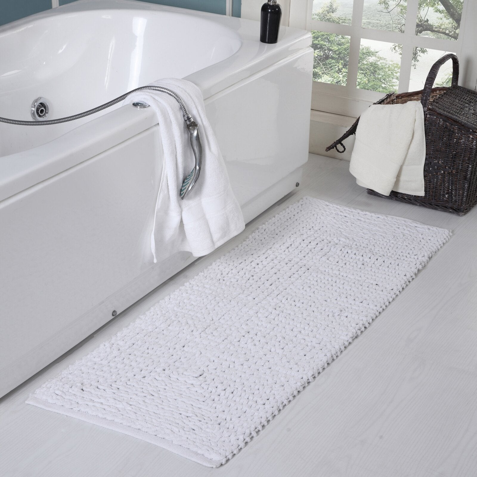 White Monica Bath Rug SC677