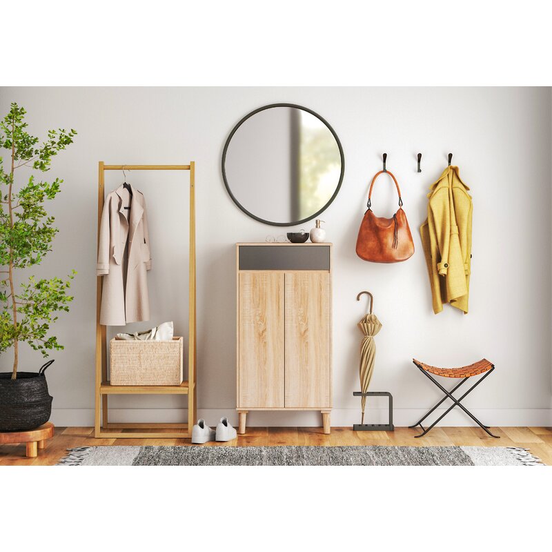 28" x 28" Gold New Milford Bathroom / Vanity Mirror