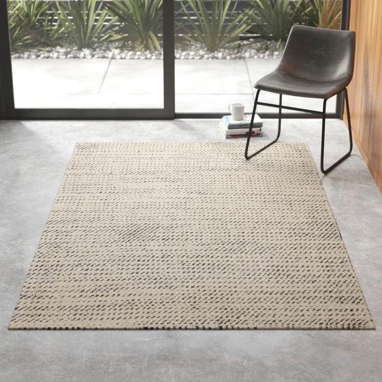 Owen Handmade Hand-Loomed Jute/Sisal Area Rug in White/Black, Rectangle 5' x 8'