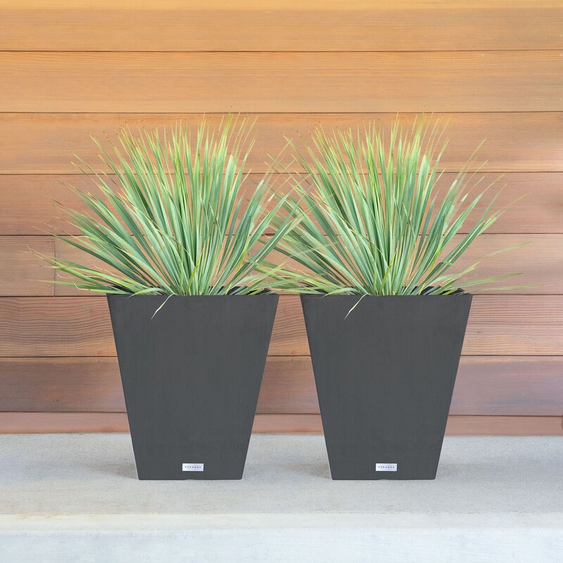 Black Pure Series Plastic Pot Planter ( Set of 2) K8446