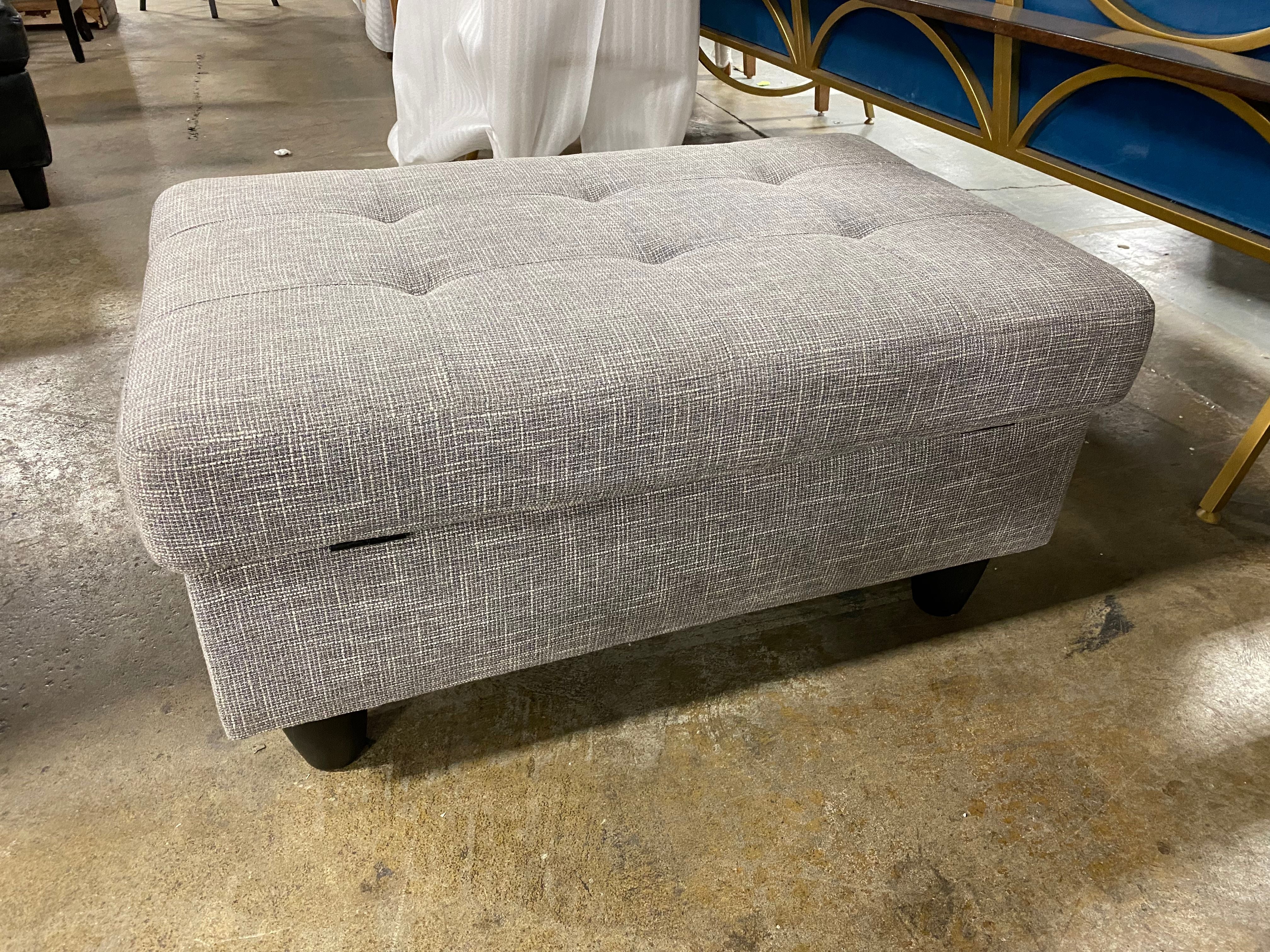 Beverly Ottoman, Grey