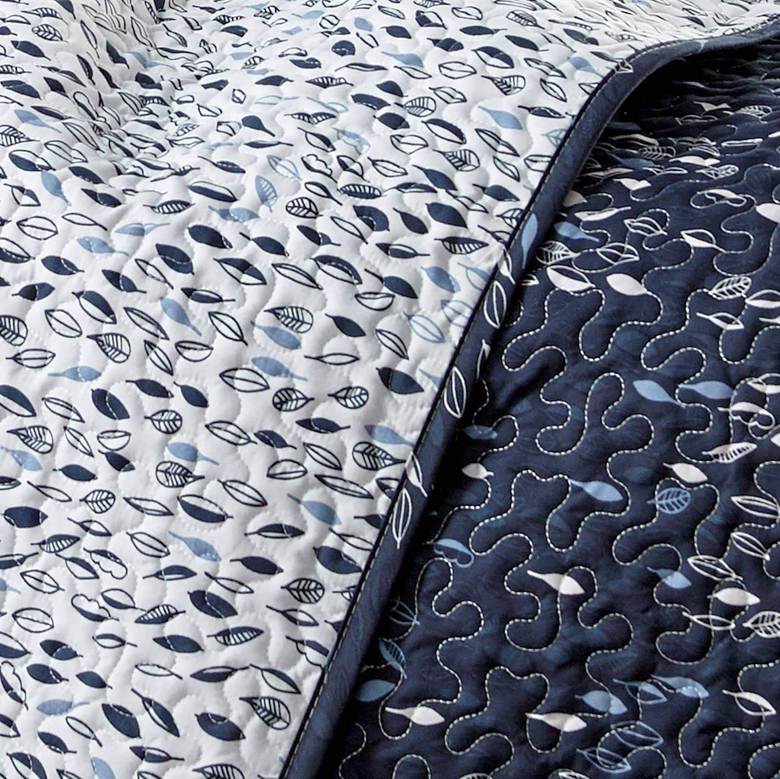 BOTANICAL LEAVES REVERSIBLE QUILT SET Twin/XL