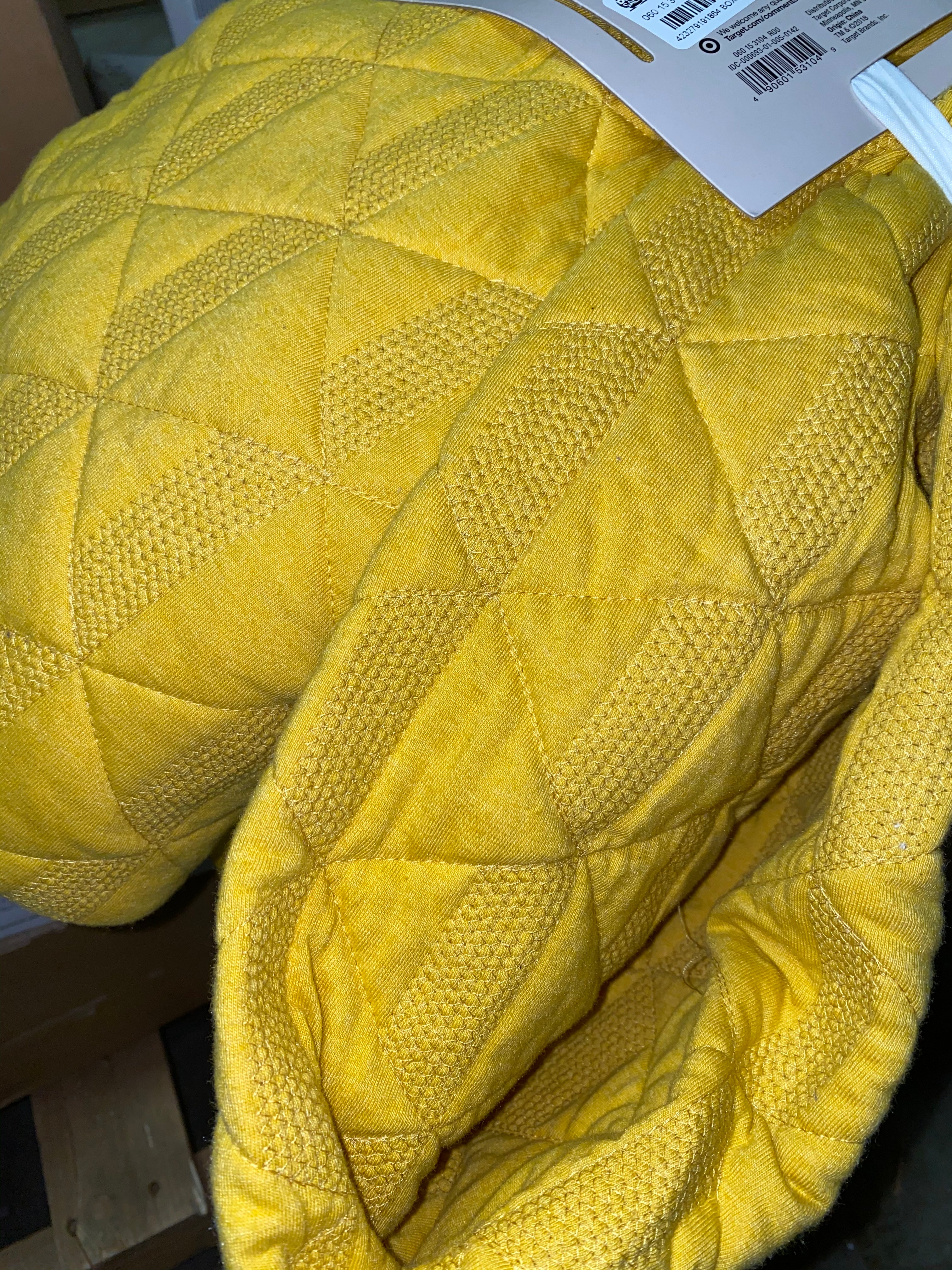 Triangle Stitched Jersey Quilt  RM144