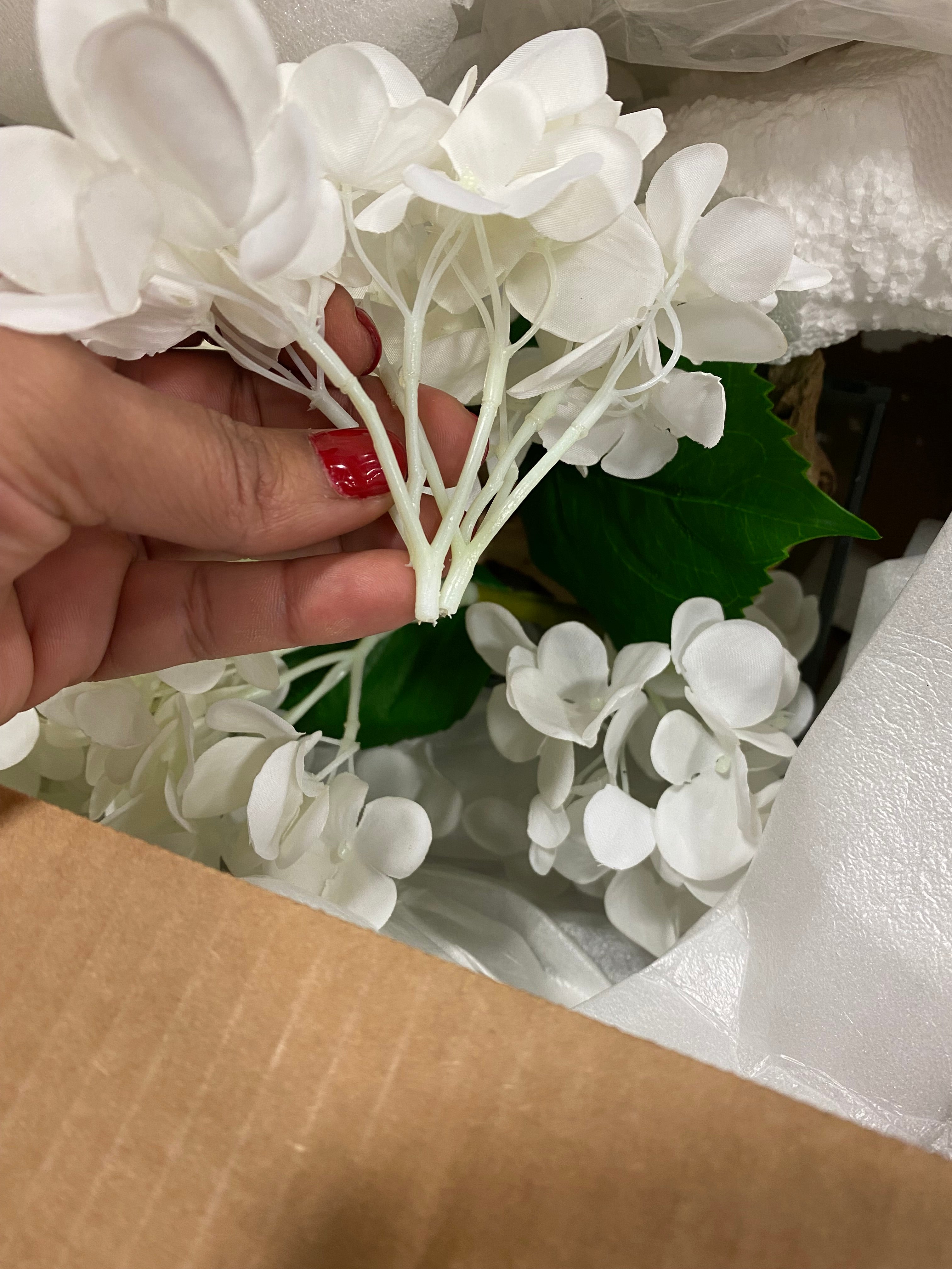 24" Casa Moderna Glass Plate Planter With White Hydrangeas And Driftwood