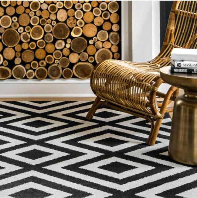 Zadie Geometric Black Area Rug DRug151-B2-S2