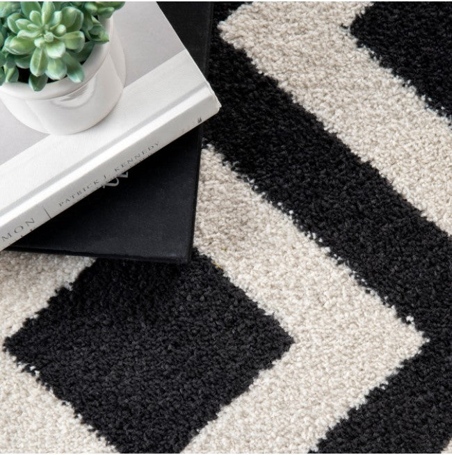 Zadie Geometric Black Area Rug DRug151-B2-S2