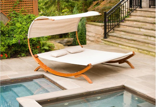 2-Person Medium Brown Wood Outdoor Swing Bed