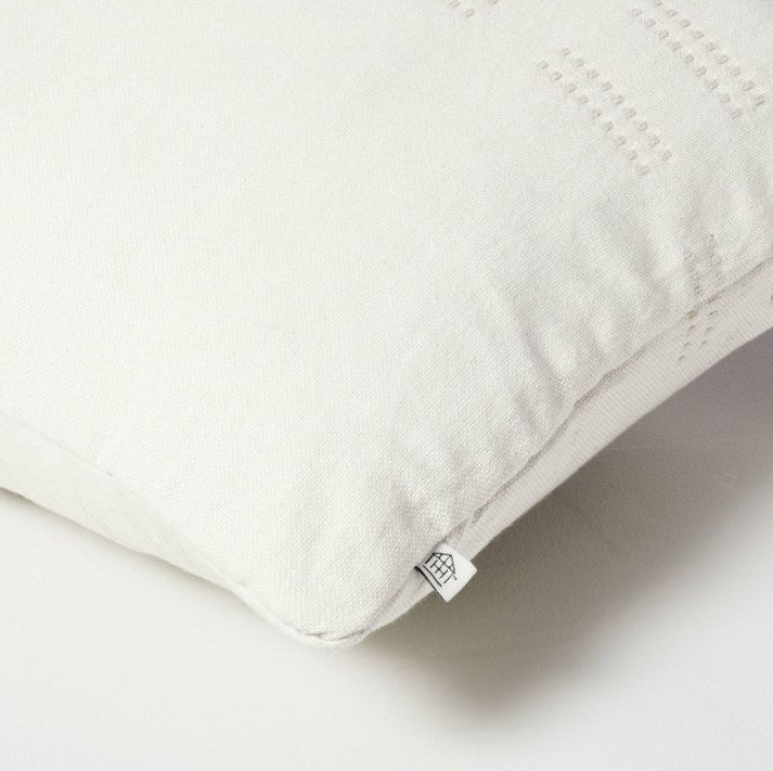 16" x 42" Dash Stripe Oversized Lumbar Bed Pillow