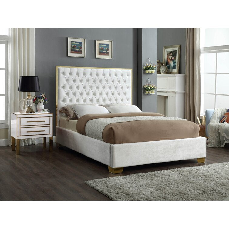 Spadaro Tufted Upholstered Platform Bed 2 Boxes MG306 Salvage