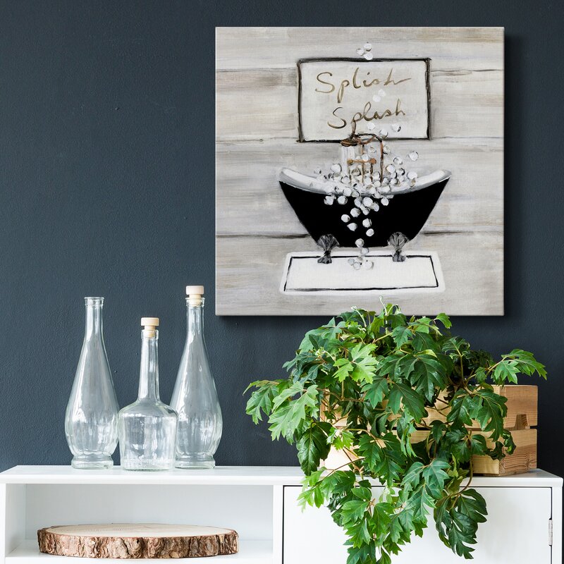 16" H x 16" W x 1.5" D Splish Splash - Wrapped Canvas Print
