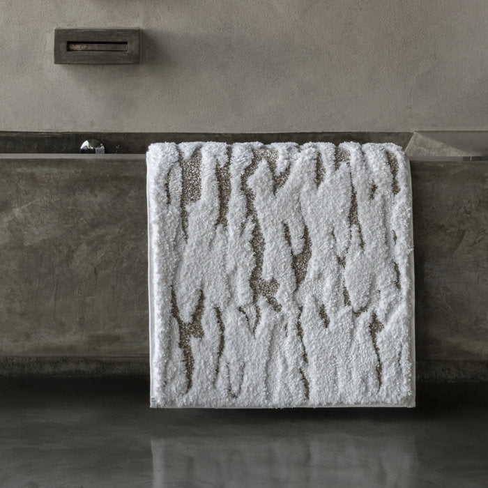 32" W x 63" L Stratus Bath Rug