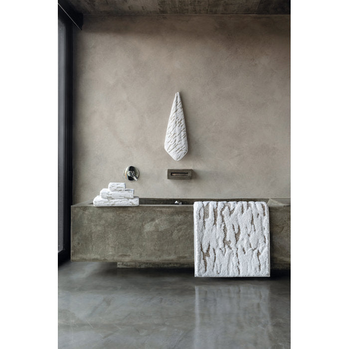 32" W x 63" L Stratus Bath Rug