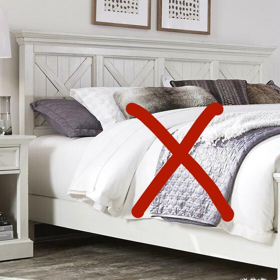 (King) Lizotte Panel Headboard - **Headboard ONLY** -Off White TTR204
