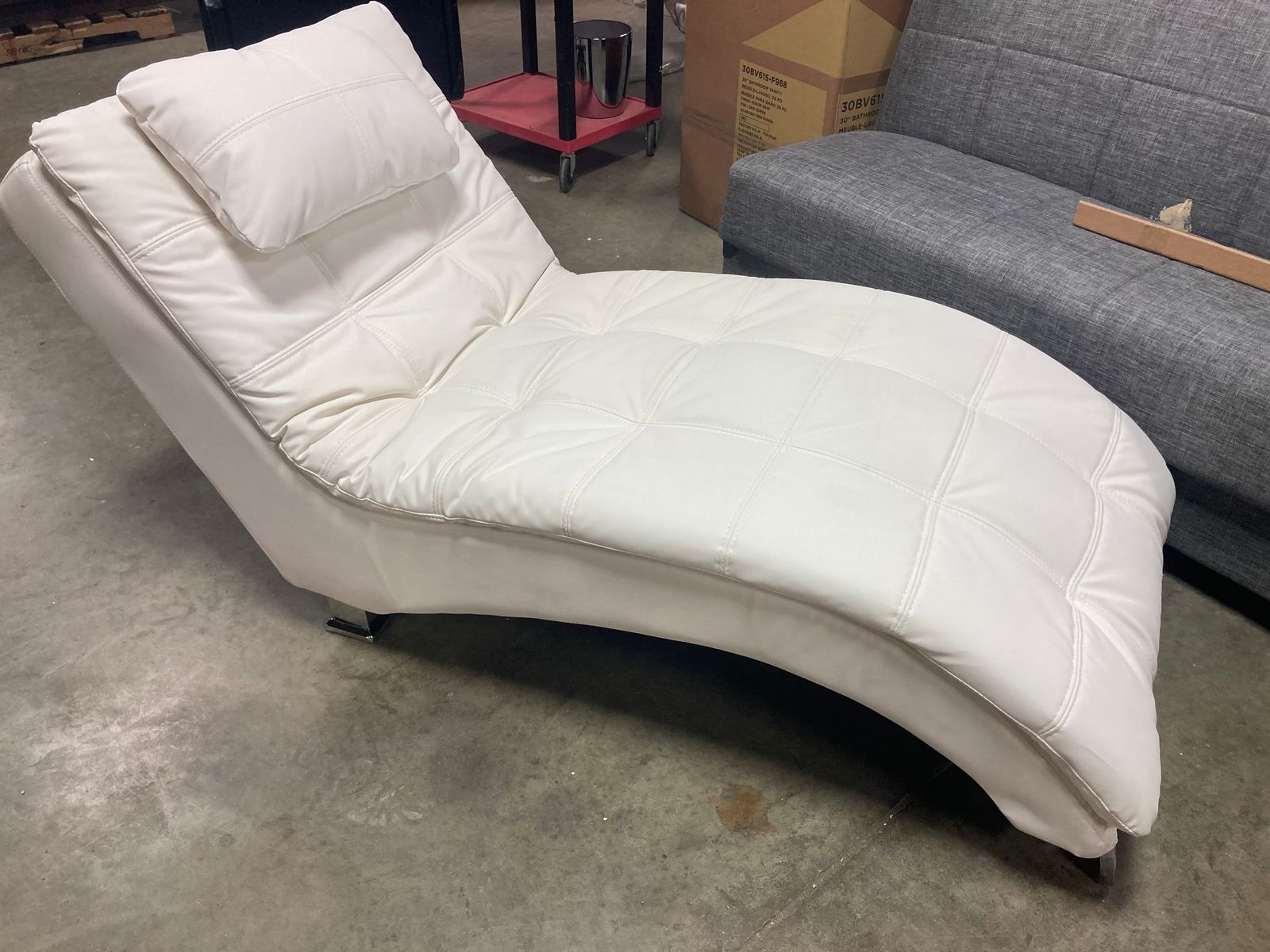 Bente Chaise Lounge OP023