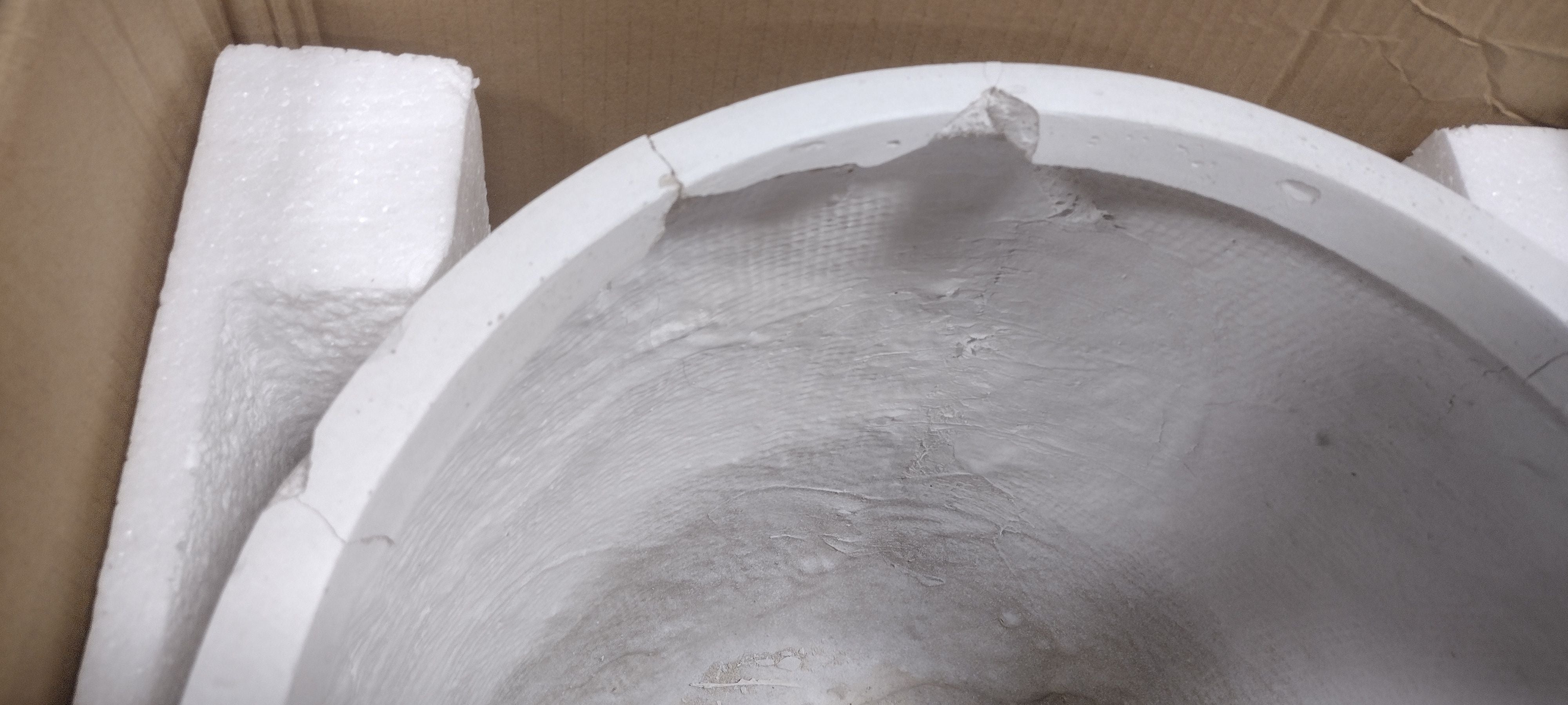 17.2" H x 17.5" W x 17.5" D White Acushnet Pot Planter