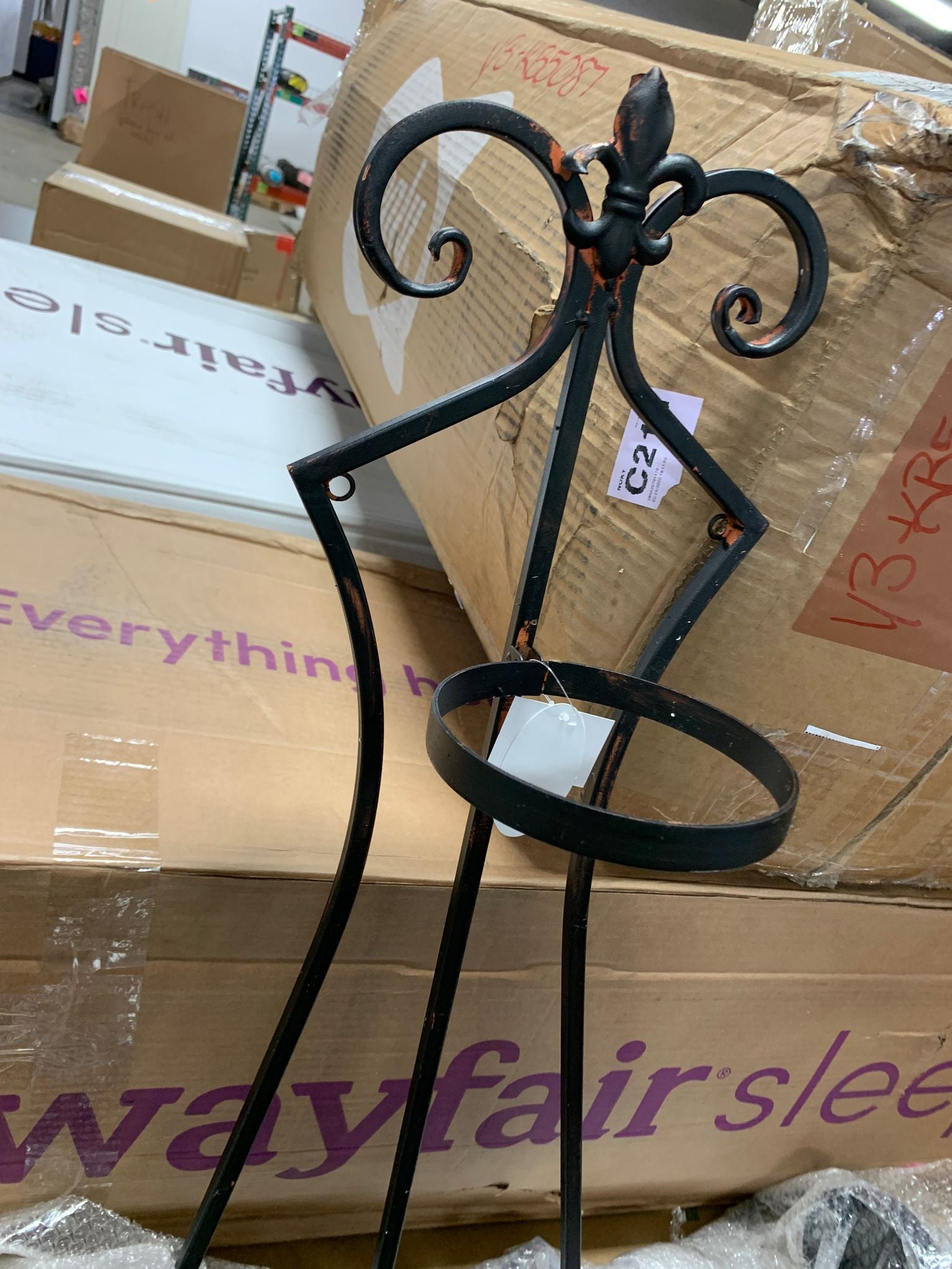 25" H x 10" W x 6" D Iron Tabletop Wall Sconce Holder (SET OF 4)