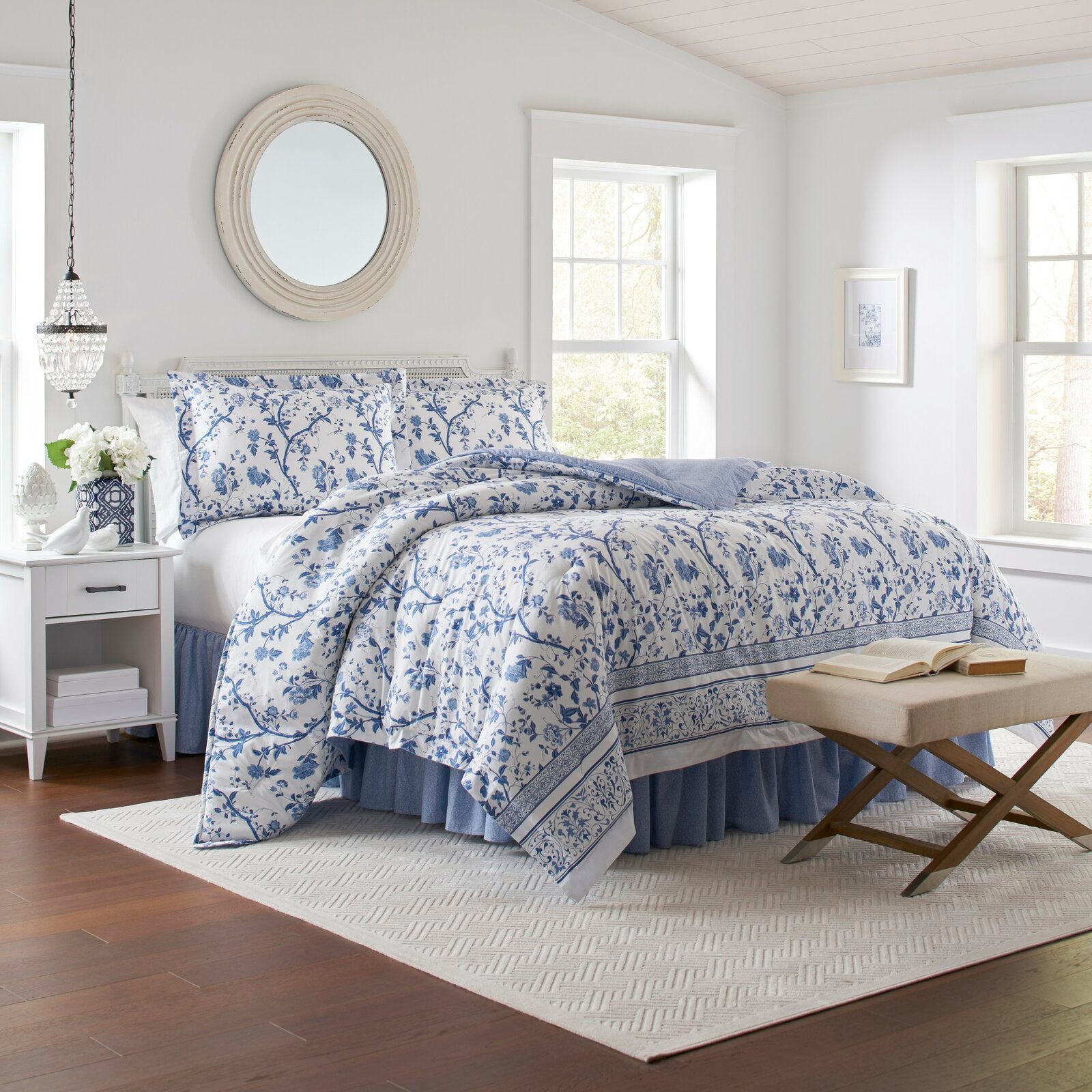 Full Comforter + 2 Standard Shams Blue Veronique Reversible Comforter Set