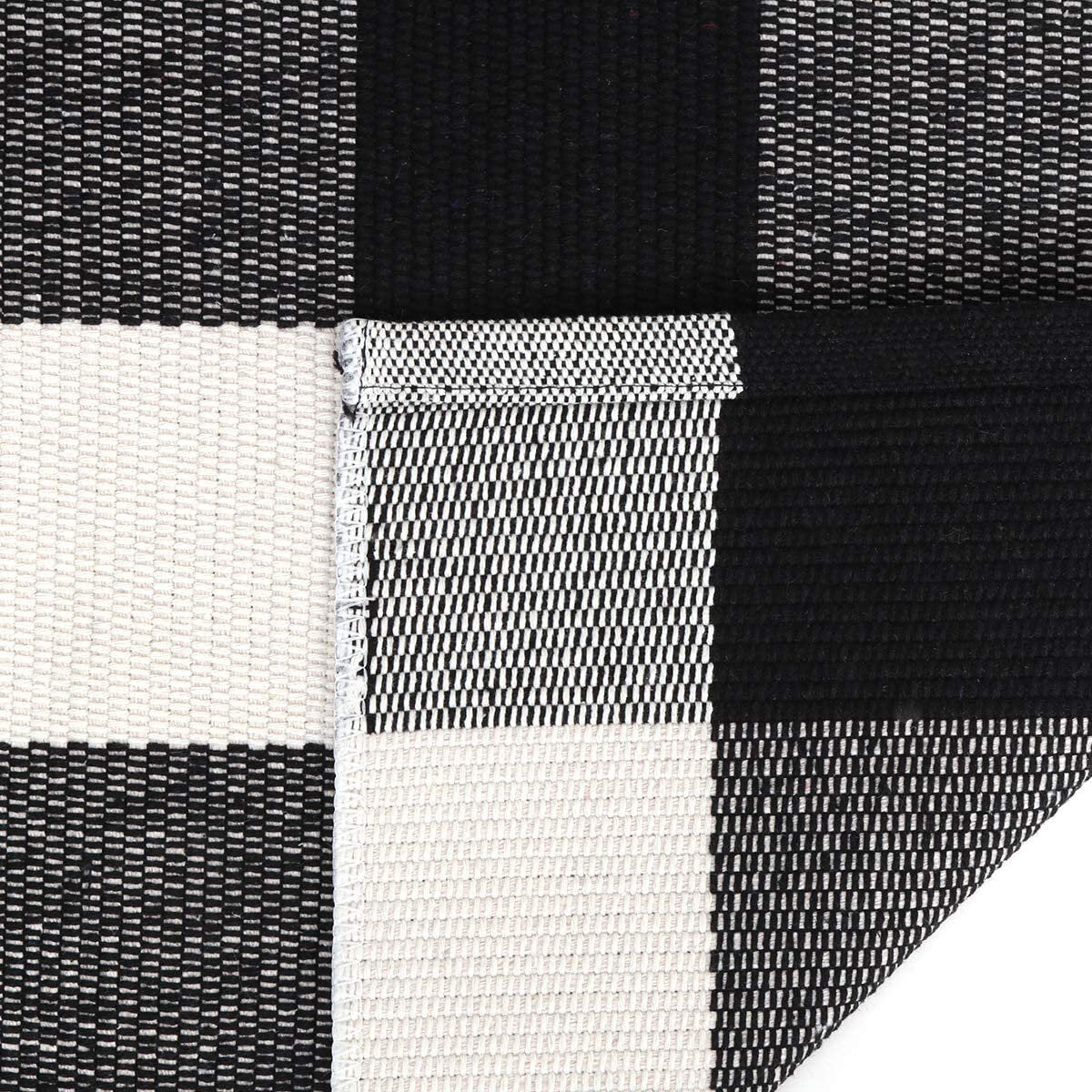 Azimut Plaid Hand Braided Cotton Black/White Area Rug AS133