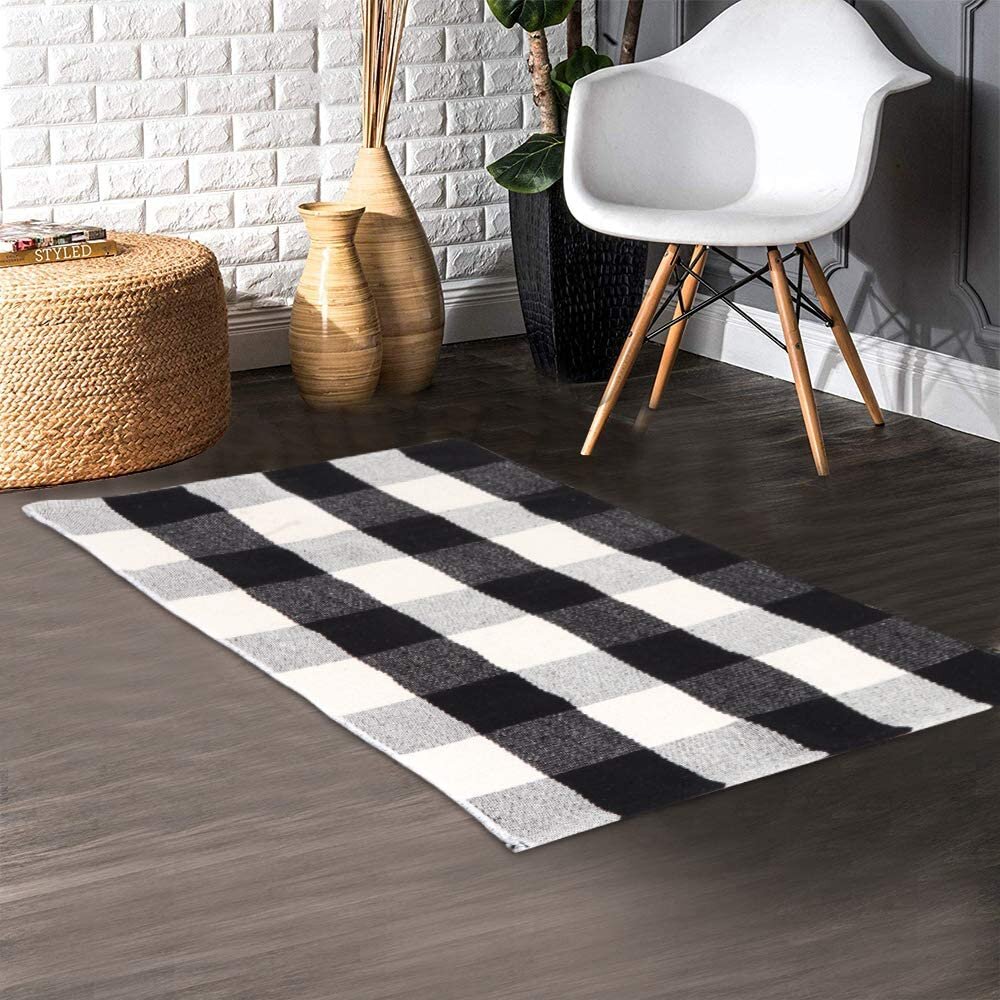 Azimut Plaid Hand Braided Cotton Black/White Area Rug AS133