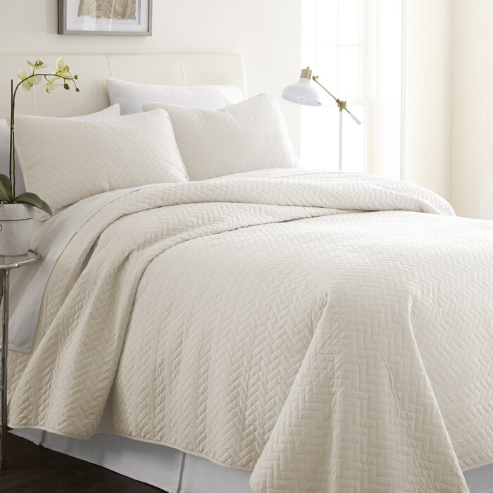 Wilson 3 Piece Coverlet Set FULL/QUEEN EE970