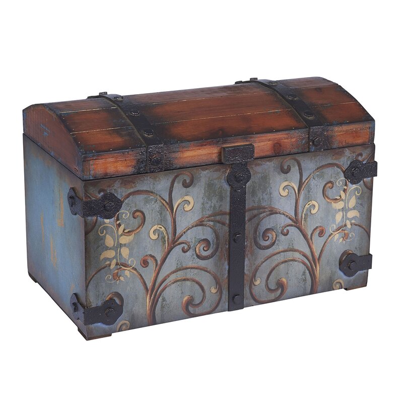 16"H x 23.5" W x 14.5" D Yandel Vintage Trunk HB158