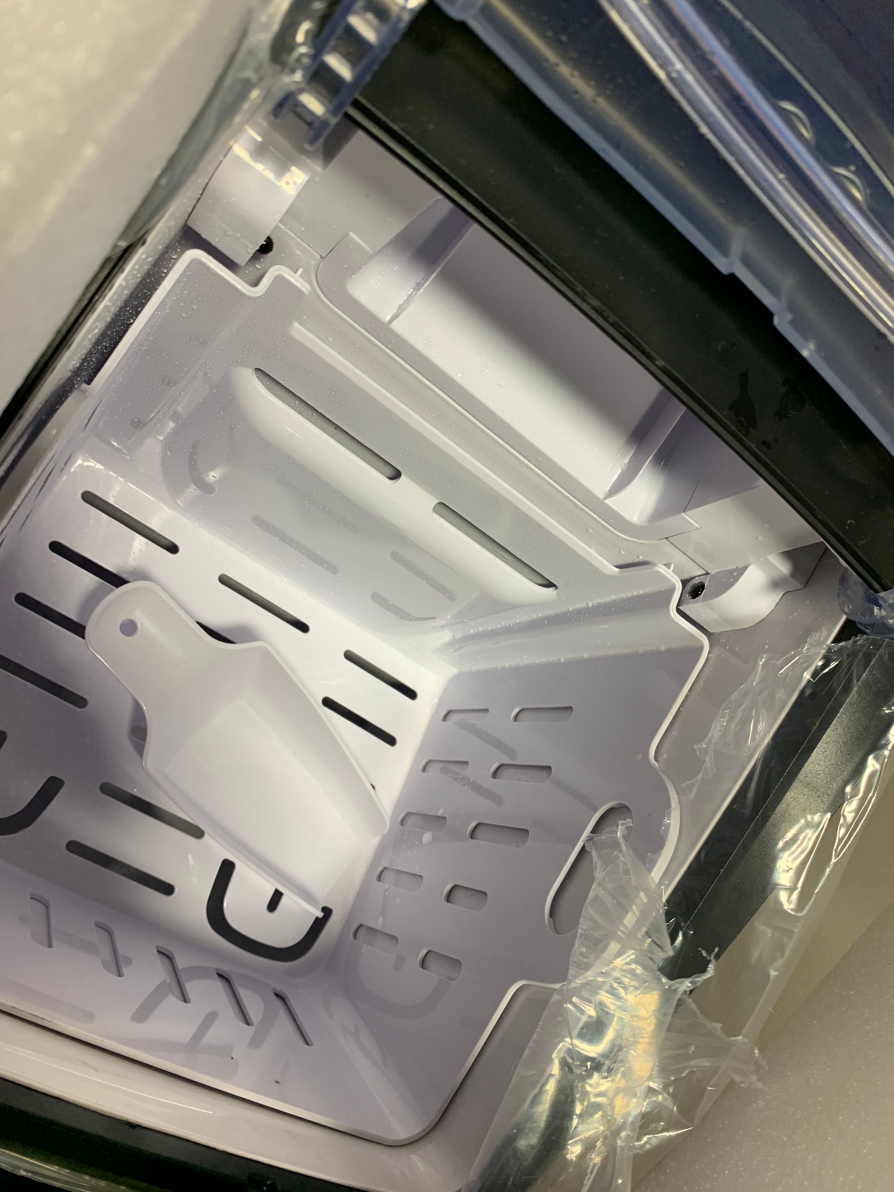 26 lb. Daily Production Ice Portable Ice Maker