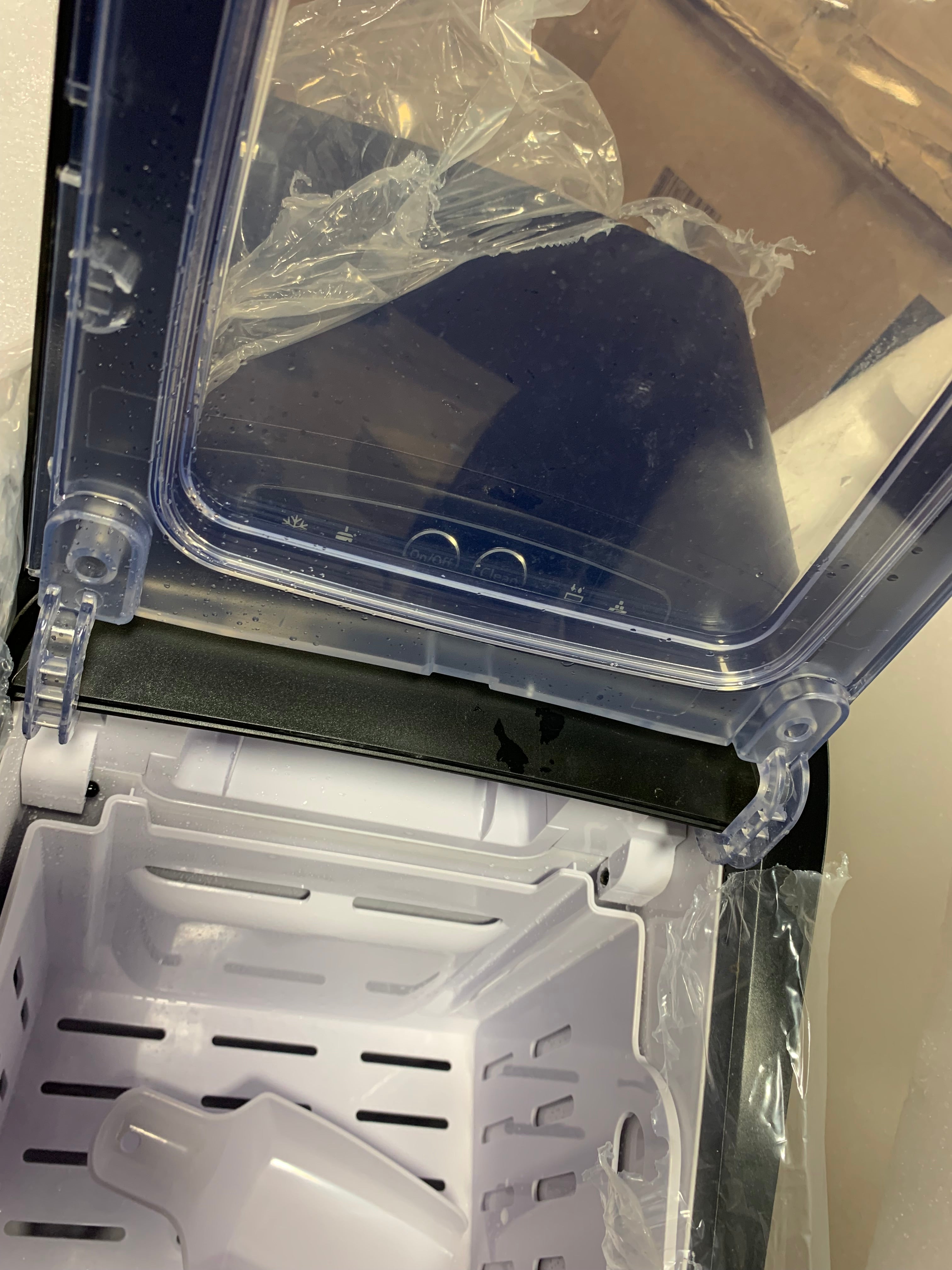 26 lb. Daily Production Ice Portable Ice Maker