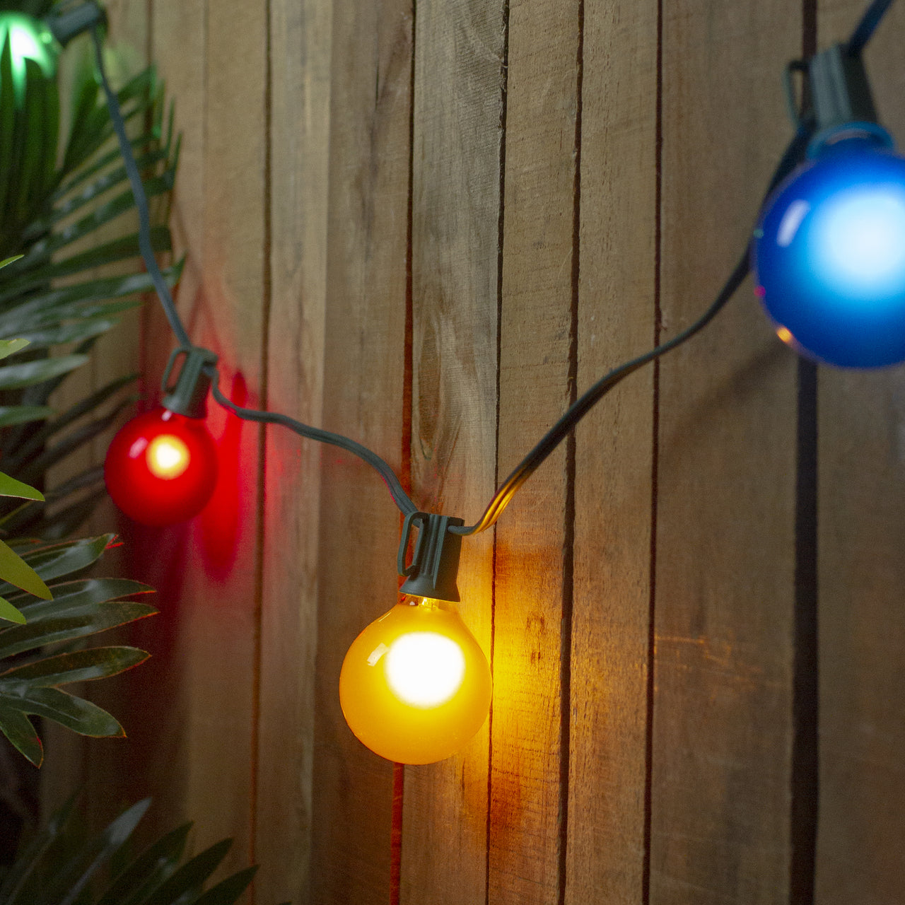 15-Count Multi-Color Satin G50 Globe Christmas Light Set, 13.75ft Green Wire B108-LC706