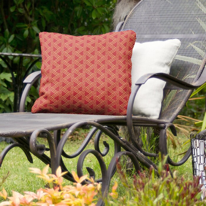 16" x 16" Zig Zag Indoor/Outdoor Geometric Throw Pillow (set of 2) DJ864