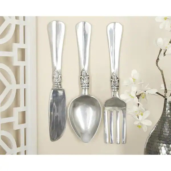 Silver Aluminum Traditional Wall Decor (Set of 3)