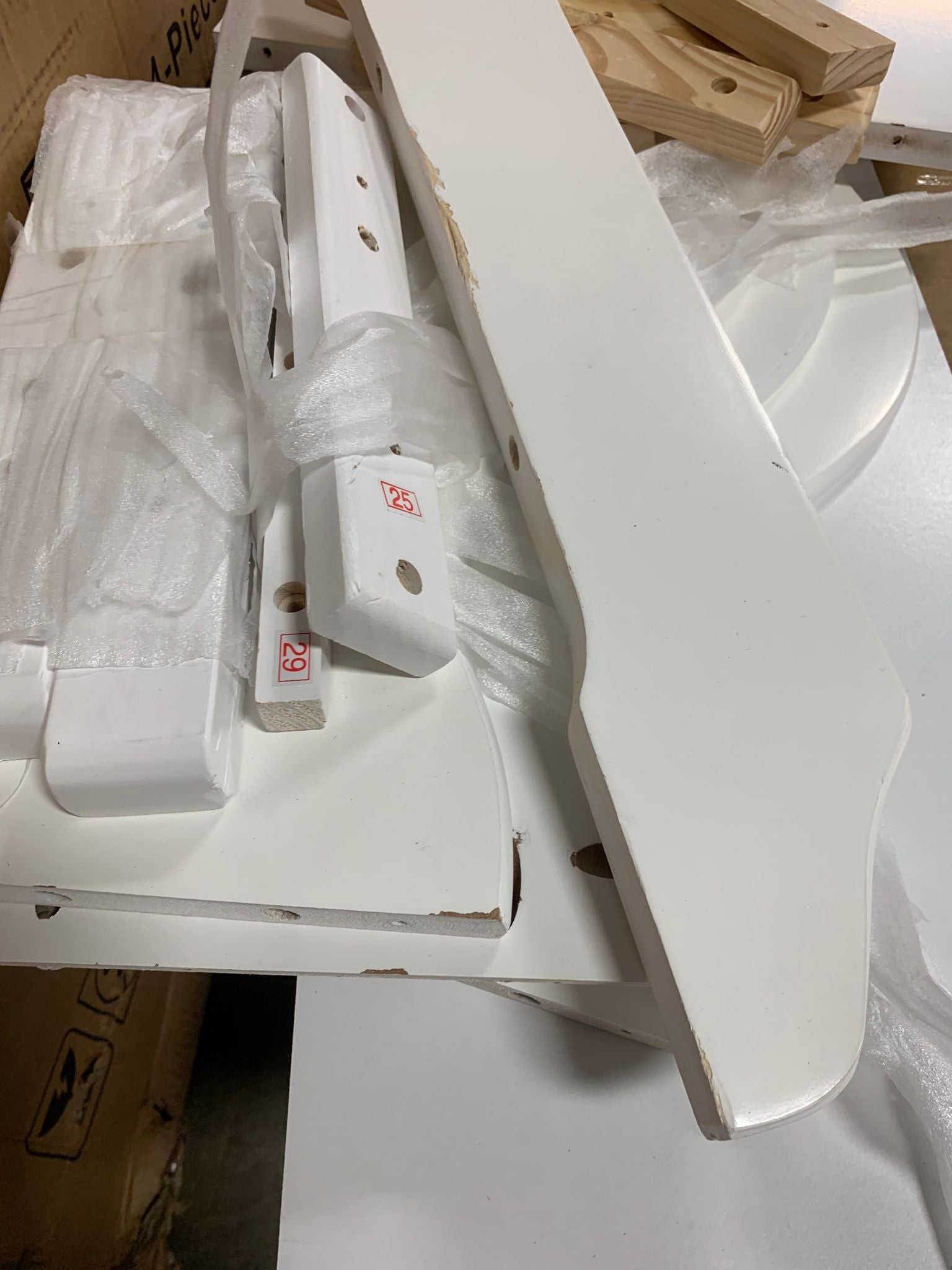 Natural Pine Padstow 5 - Person Pine Solid Wood Breakfast Nook Dining Set