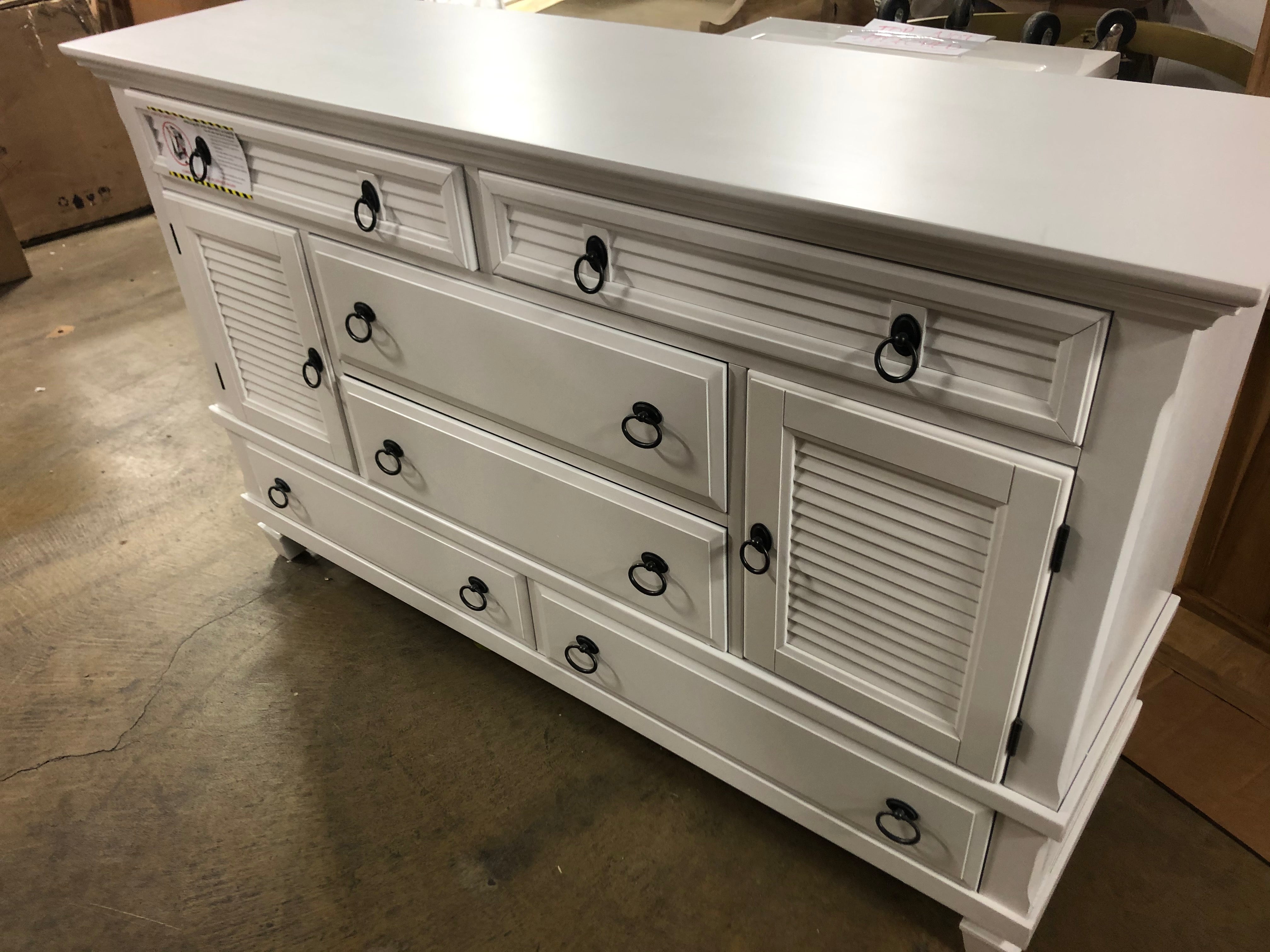 Winchester 2 Cabinet & 6 Drawer Dresser