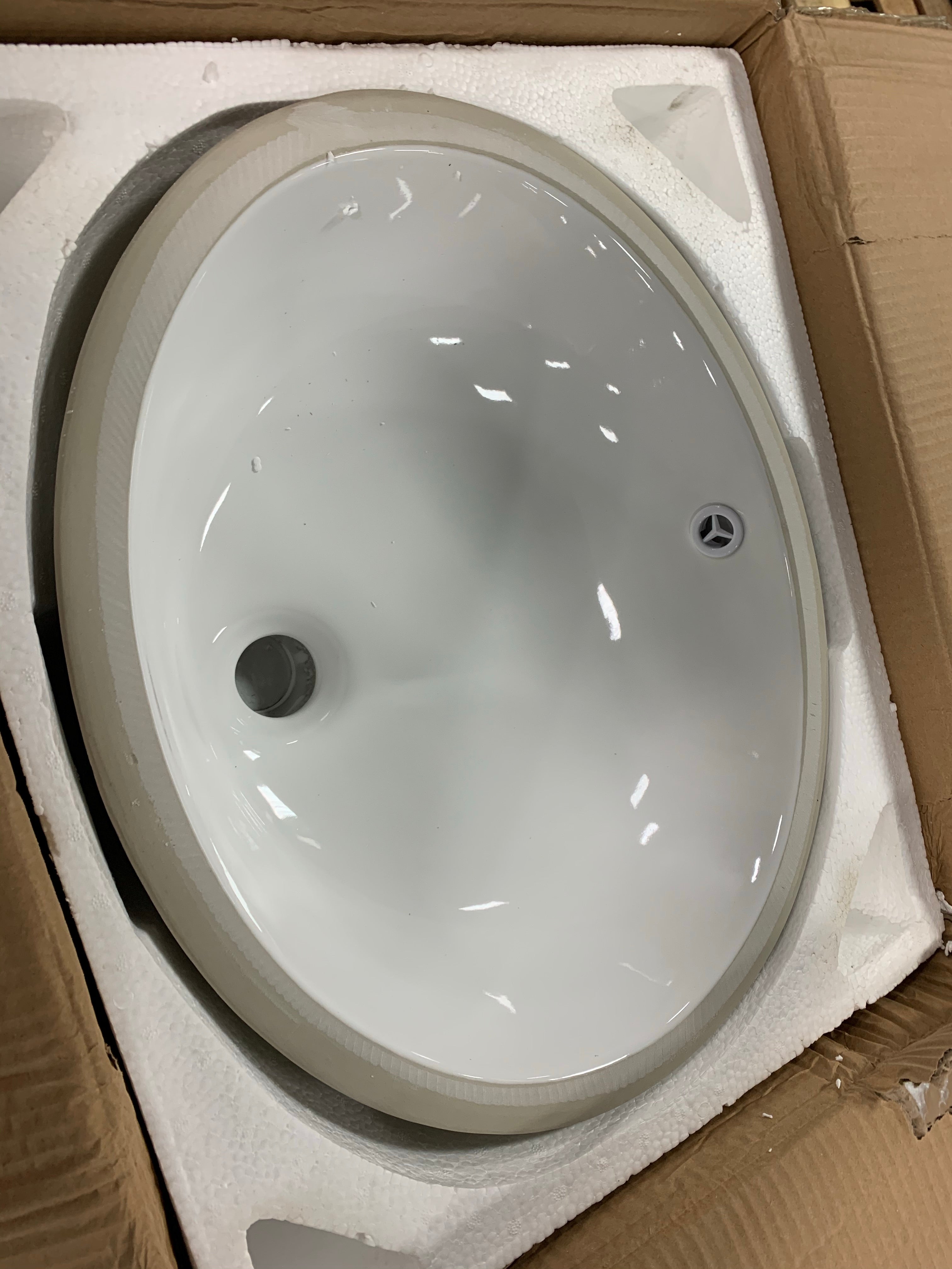Oval Ceramic White Sink LX5415