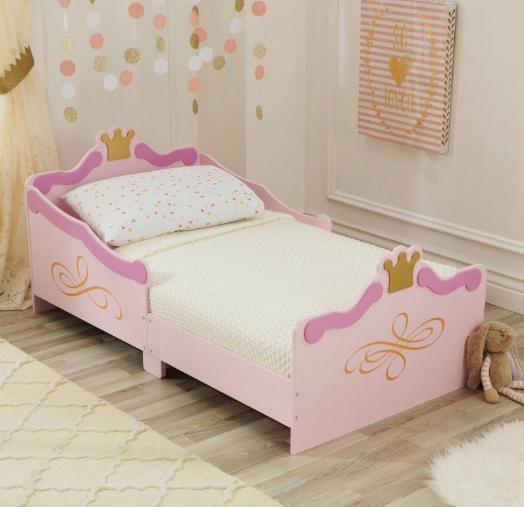 Princess Convertible Toddler Bed CG979