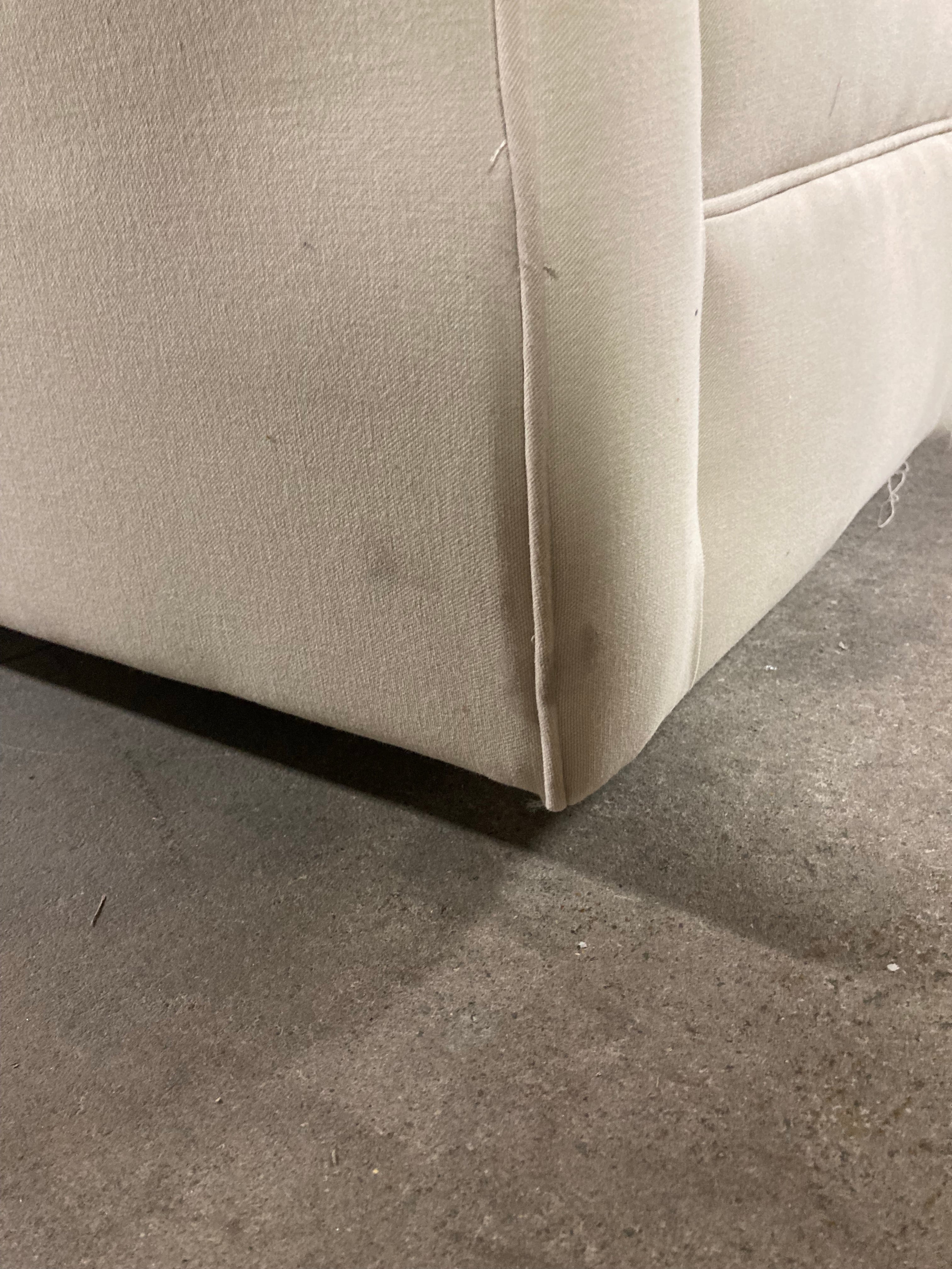 Quincy 30” Swivel Armchair in Bayou Stone OP086