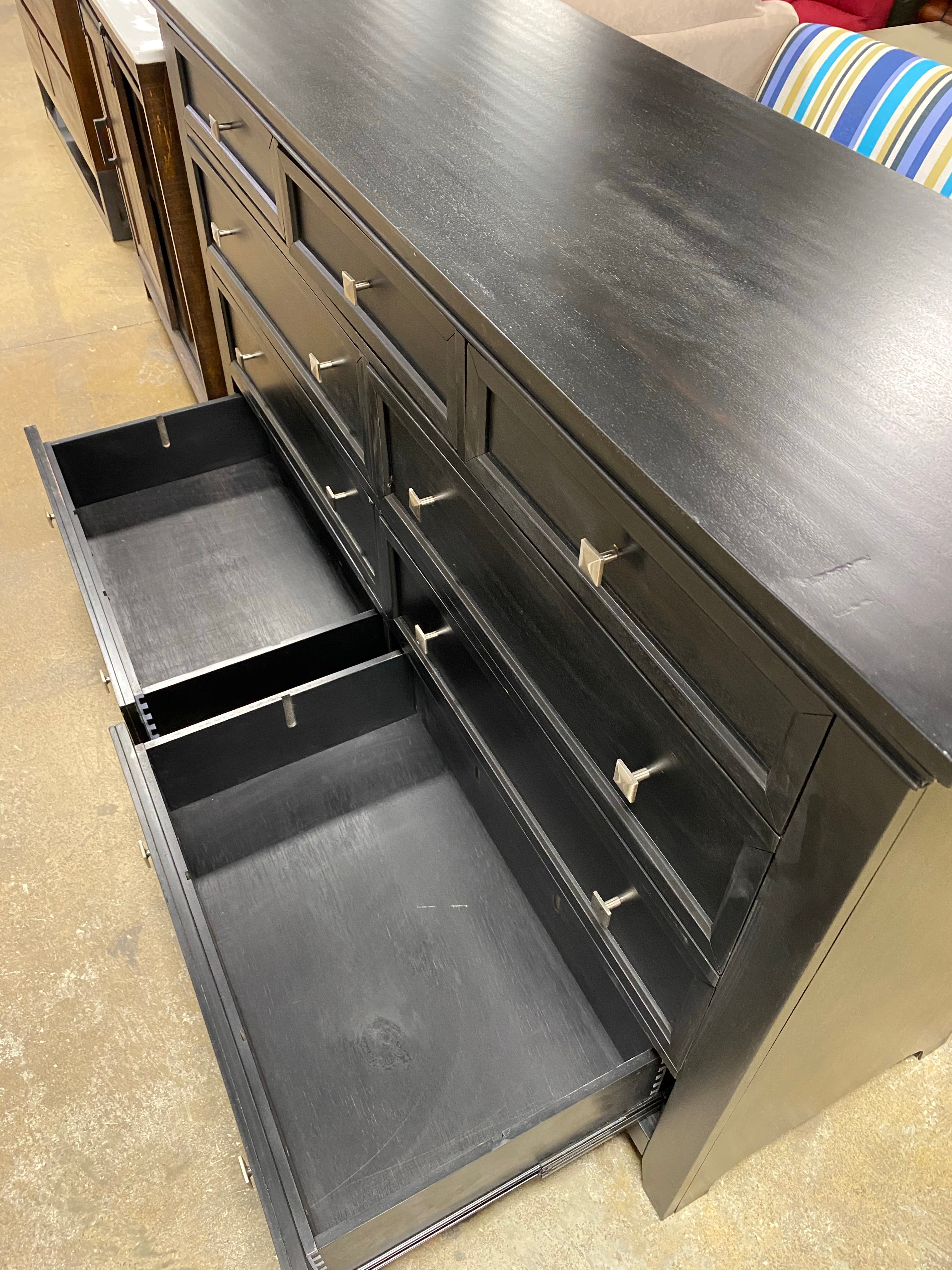 Black Woodside 9-Drawer Dresser with Silver Finished Knobs