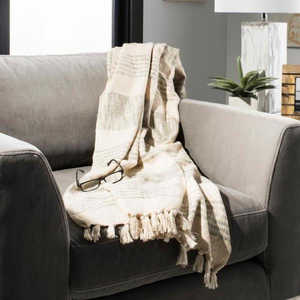 White/grey/gold Throw QL120