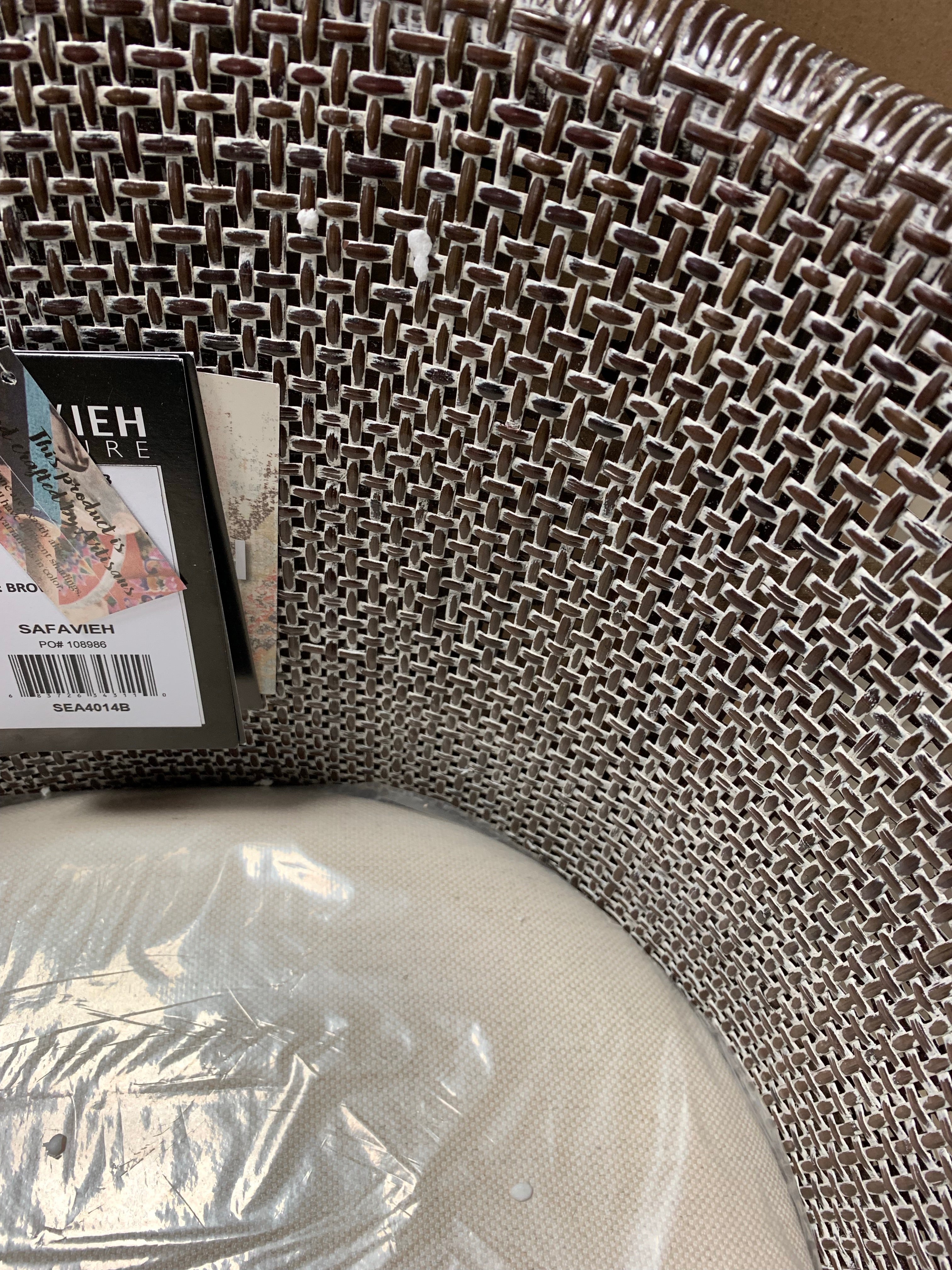 Bungalo 28" Bar Stool #J113