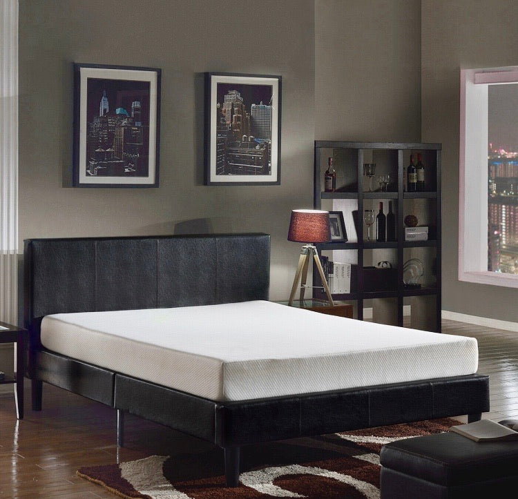 8" Plush Memory Foam Mattress (QUEEN) CG1555