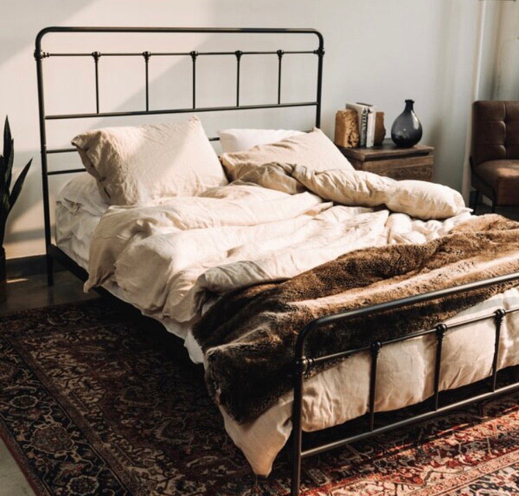 (King) Gillam Low Profile Standard Bed CG1699