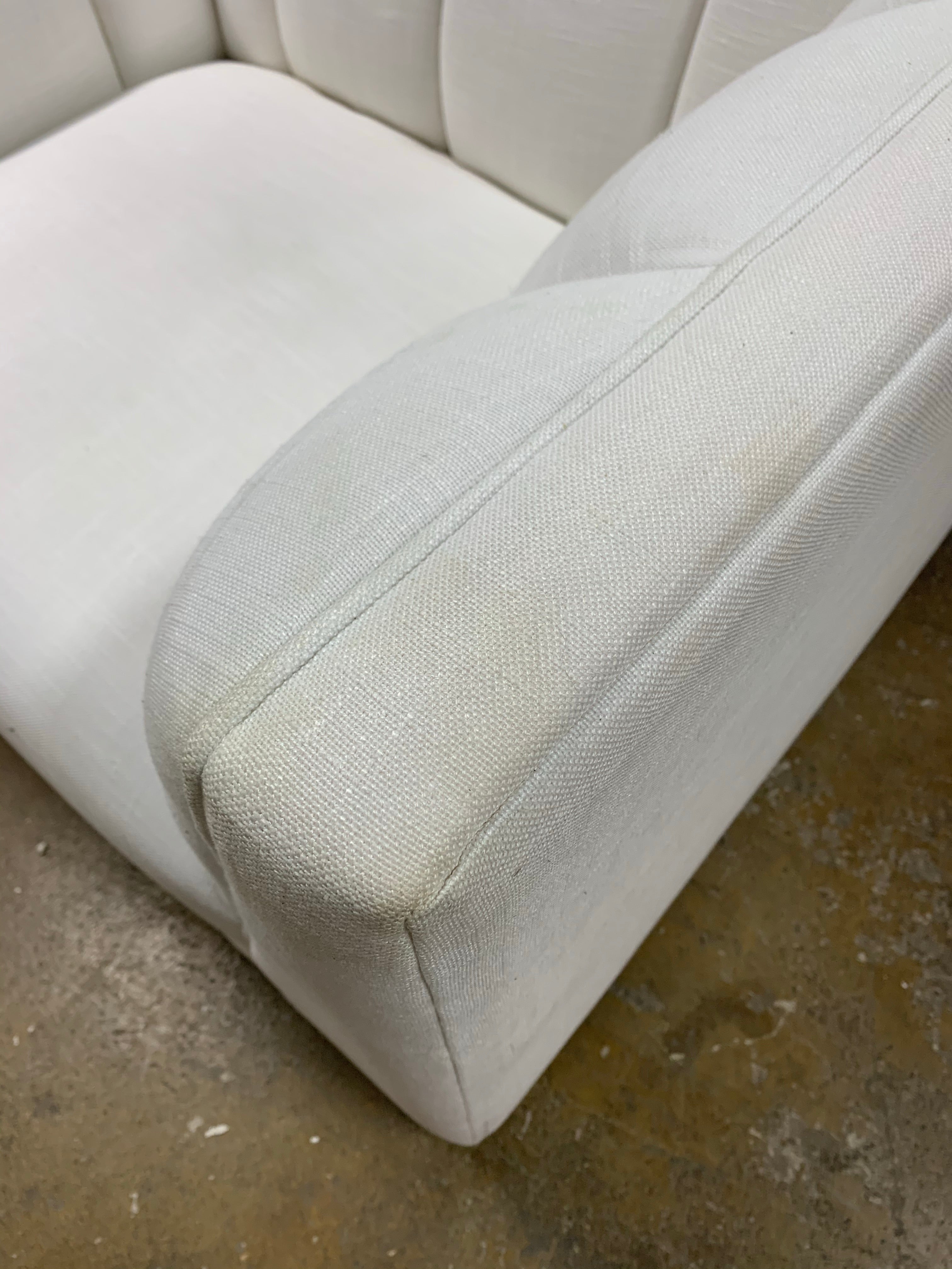 Beverly Linen Blend Club Chair
