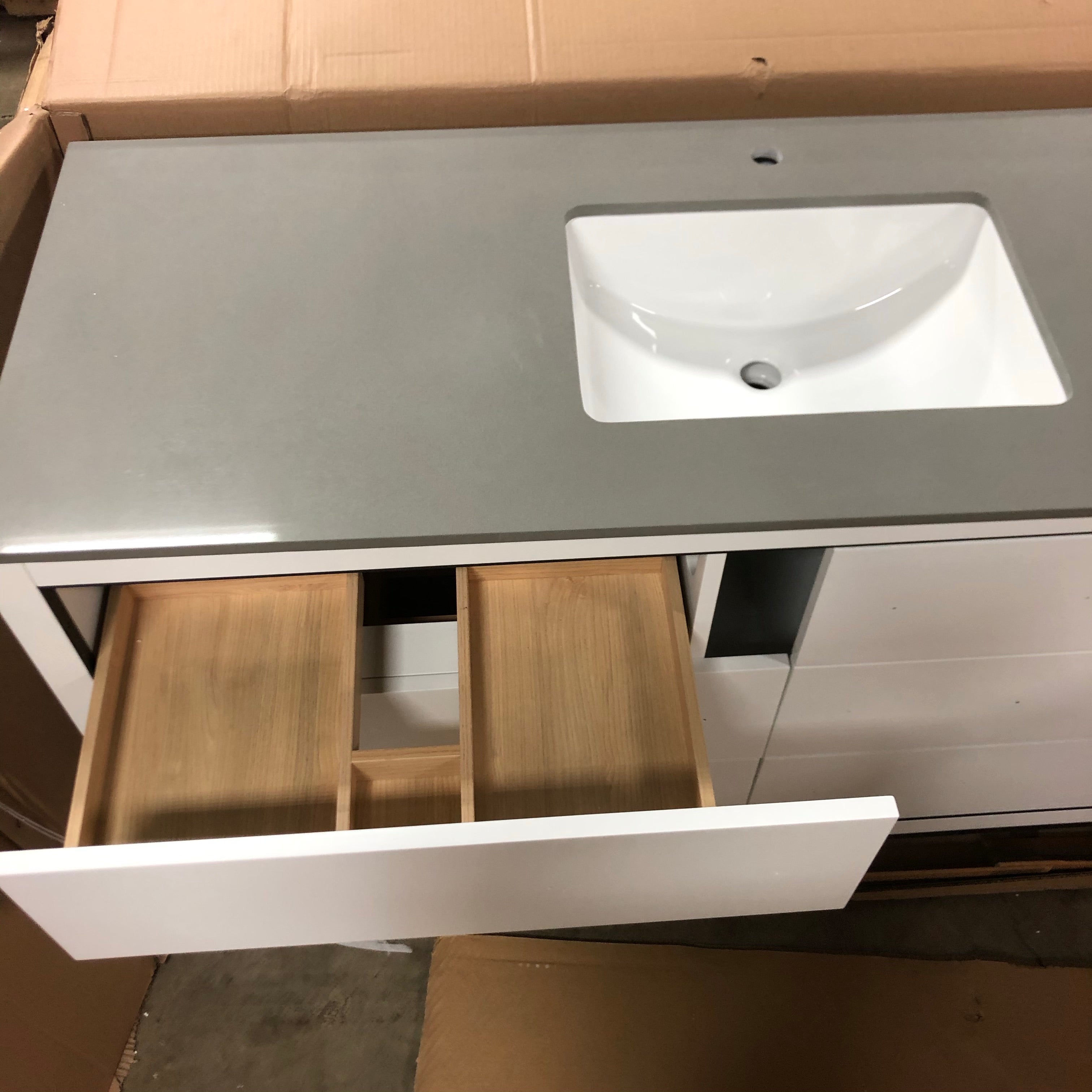 60" Single Sink Kathyia Free Standing Vanity