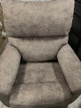 Load image into Gallery viewer, La-Z-Boy Brooks 21&quot; Rocker Recliner
