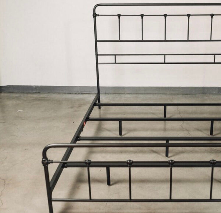 (King) Gillam Low Profile Standard Bed CG1699