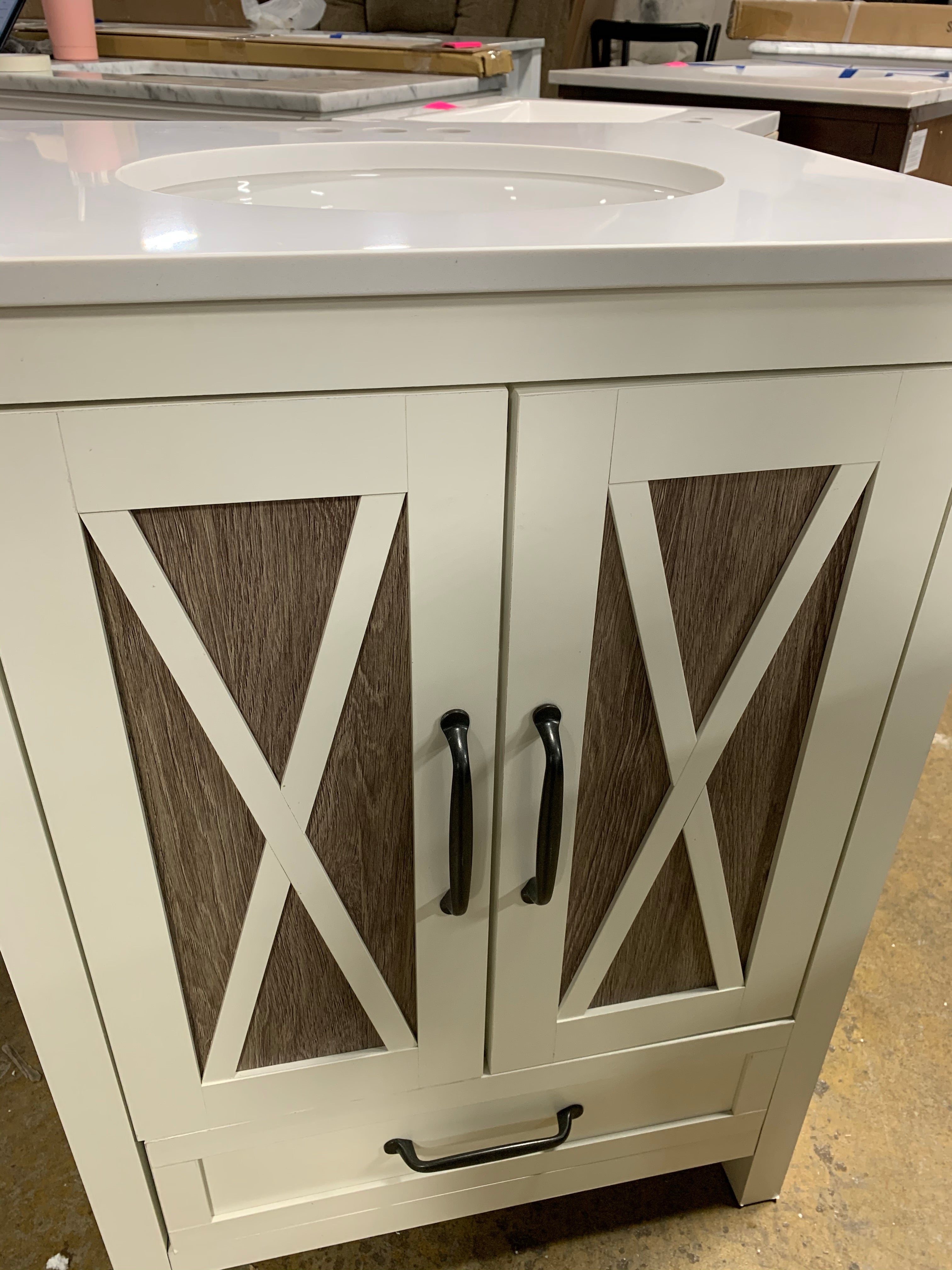 24" White Single Bathroom Vanity